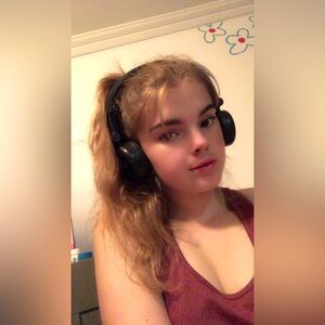 Meet your Posher, Charlotte